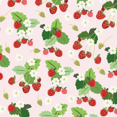 Земляника с ягодами и цветами