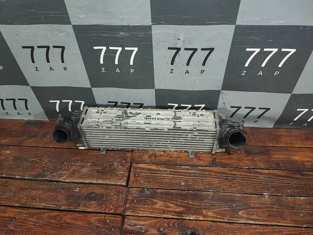 Интеркулер BMW 5-Series (F10) 09-17 Б/У Оригинал 17117618769