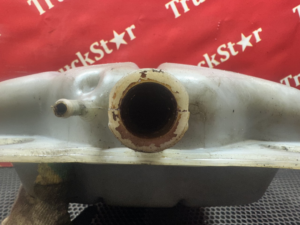 Бачок расширительный