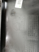 Накладка бампера верхняя 2023г