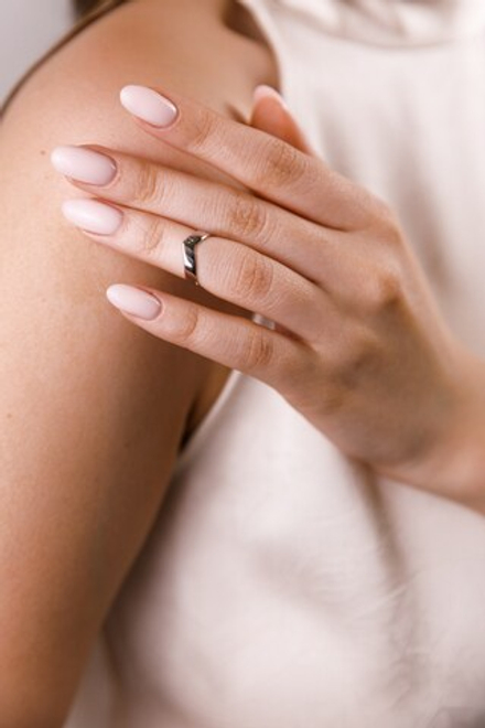 Фаланговое кольцо "Галочка"