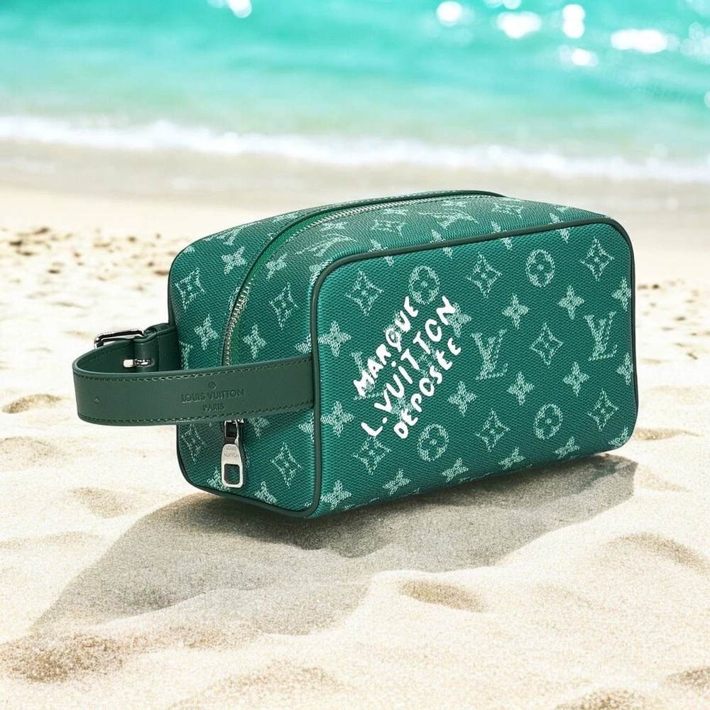 Несессер Louis Vuitton