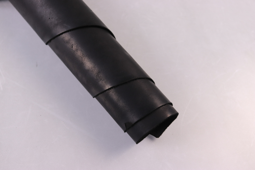 1.2-1.4 юфть черная с восковой отделкой WAX 140 дм² (КЛ)