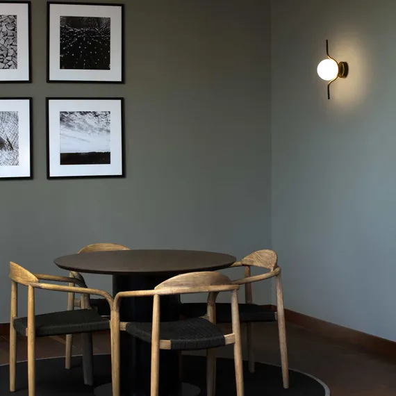 Настенный светильник Le Vita черный