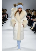 шапка ангора с меховым помпоном зимняя пушистая стильная