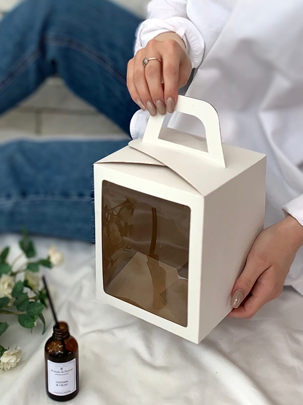 Коробка под пряничный домик и кулич с окном 150*150*180 (белая)