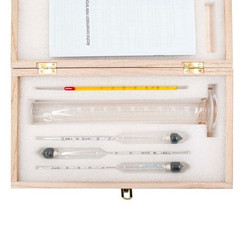 Набор ареометров (0-40,40-70,70-100) + термометр + цилиндр