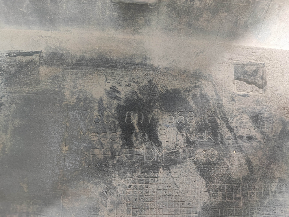 Юбка заднего бампера Volkswagen Touareg 3 18-нв Б/У Оригинал 760807568E