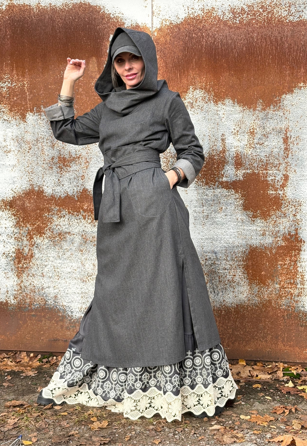 Юбка / с вышивкой / серый джинсовый