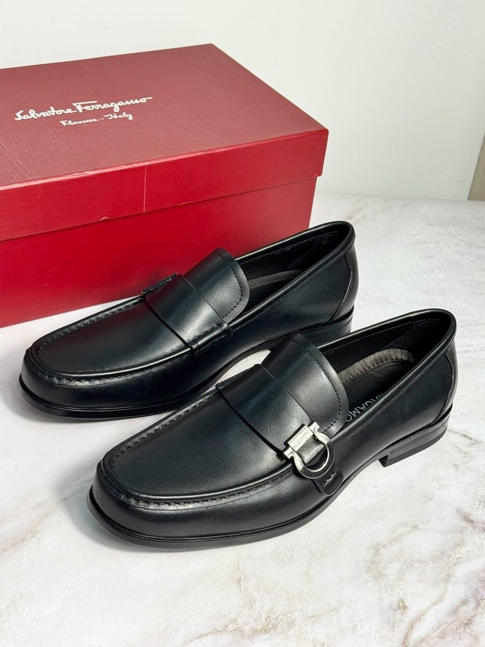 Лоферы Salvatore Ferragamo