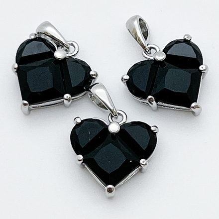 Подвеска Сердце, цвет серебро (родий)+черный, размер 14*14 мм, цена за 1 шт