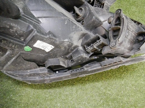 Битая Фара левая KIA Rio 4 (2017-2020) галоген