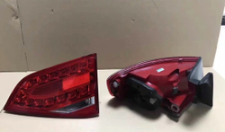Задний внутренний фонарь Audi A4 B8 2008-2012 (LED, оригинал,)