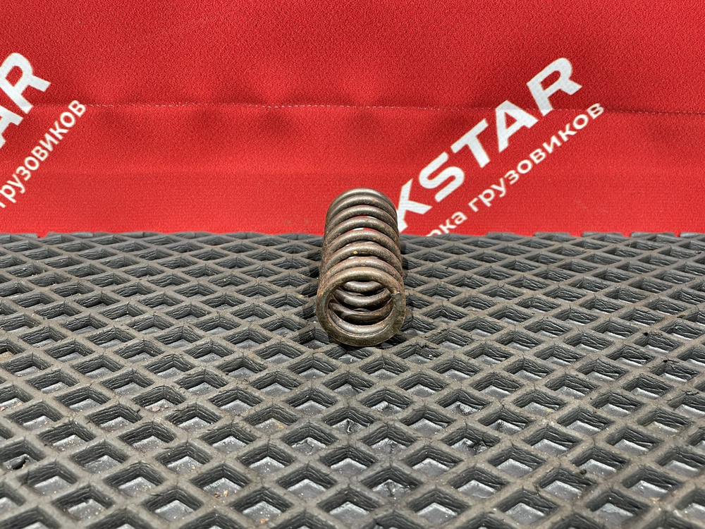 Пружина клапана впускного