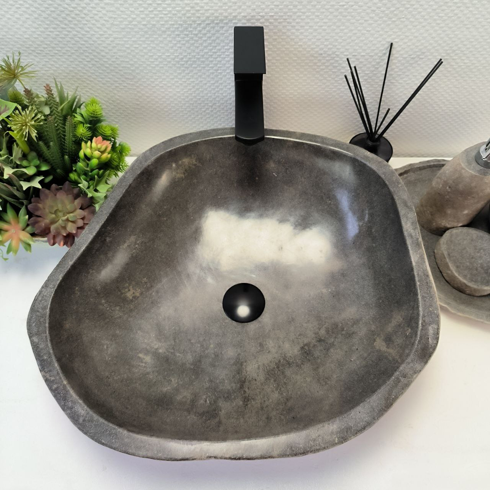 Раковина из речного камня RS-63864 (52*49*15) 0123