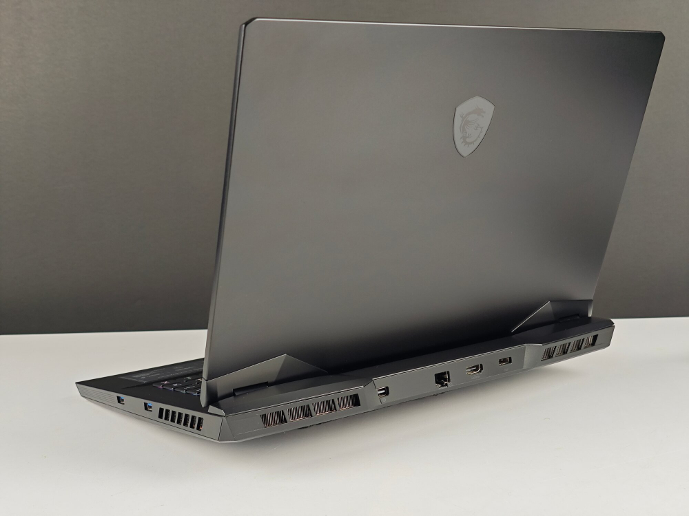 Мощный Игровой Ноутбук MSI GP 66 Leopard 11UH-054XRU  i7 11800H/16GB(RAM)/1TB+512GB(SSD)/RTX3080(8GB)/15.6/FHD/IPS/144HZ/Win11Home