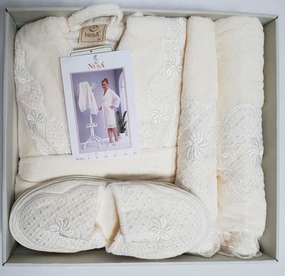 Халат женский с полотенцами и тапочками 3875