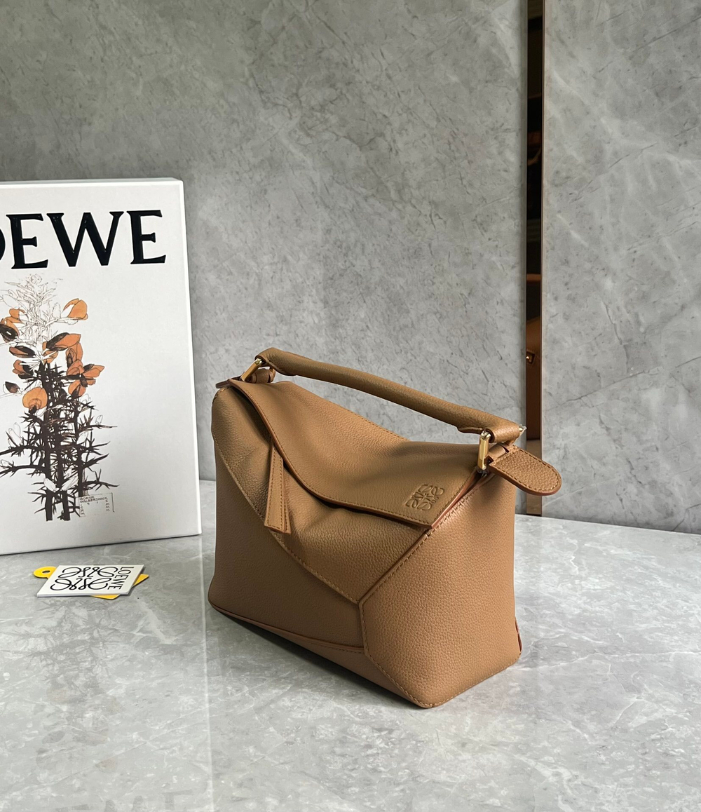 Loewe Small Puzzle 24 cm