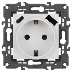 Розетка ЭРА Elegance 14-4108-01 2P+E 16A-250В со шторками с USB type-A+C 5В-3А белый