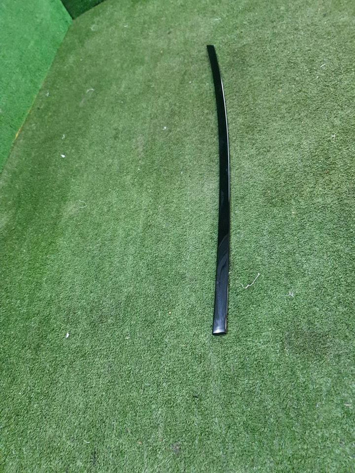 Накладка двери задняя правая GLE c167 (2019-н.в.)