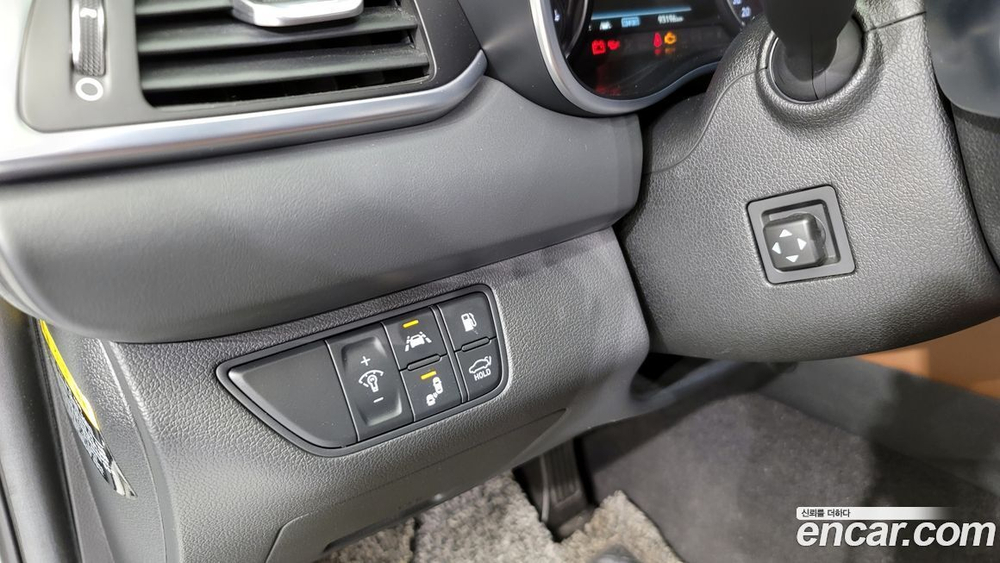 Genesis G70 2.0T AWD (11.2019)
