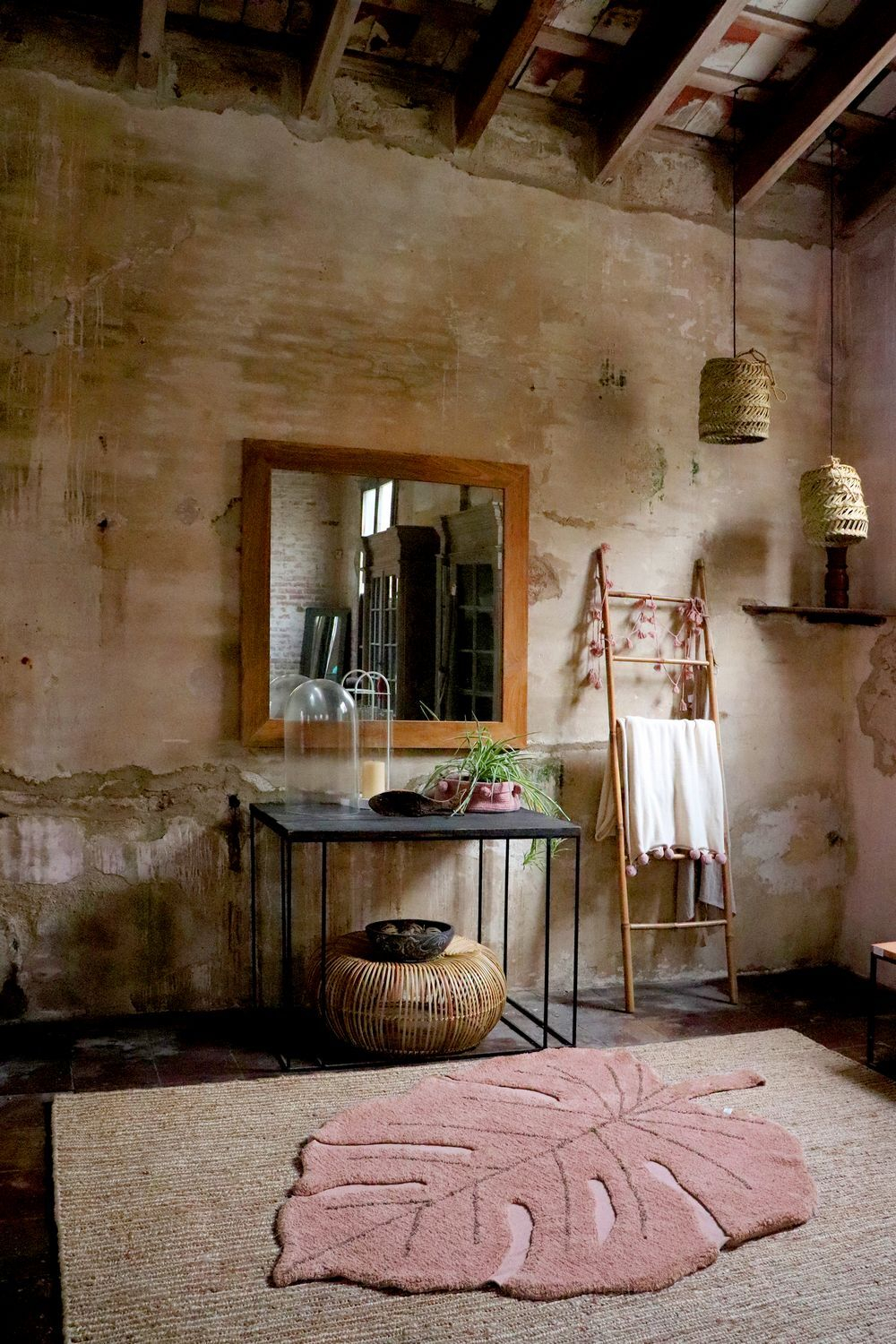 Ковер Lorena Canals Monstera Vintage Nude (120 x 180 см)