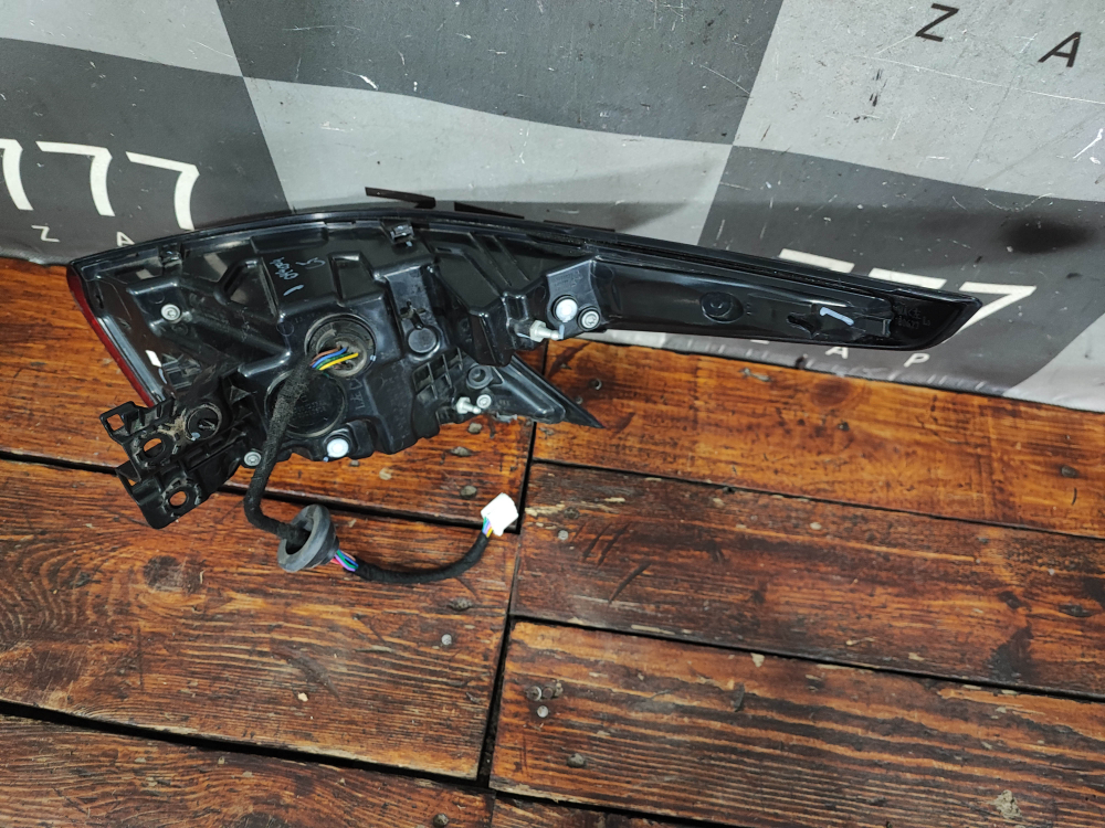 Фонарь задний левый Omoda C5 22-нв Б/У Оригинал 605000722AA