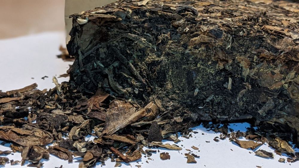 Старый Белый с "Золотыми Цветами", Лао Бай Ча "Цзинь Хуа", 380 гр