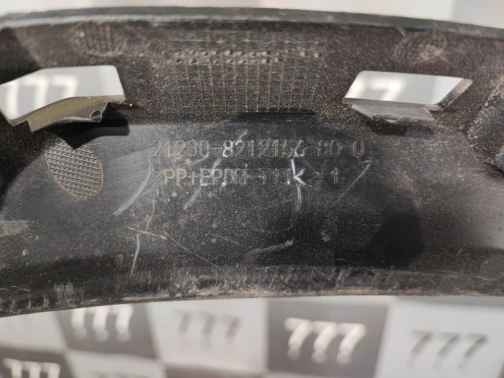 Кронштейн Адаптер молдинга задней правой двери LADA Niva Travel 20-нв Б/У Оригинал 21230821215680