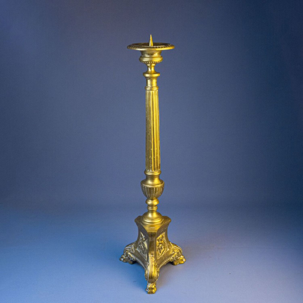 Бронзовый подсвечник