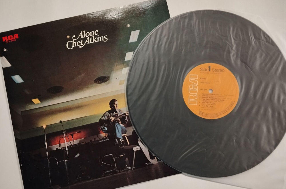Винтажная виниловая пластинка LP Chet Atkins Alone (Japan 1973)(No Obi)