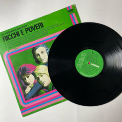 Винтажная виниловая пластинка LP Ricchi E Poveri Un Diadema Di Successi Богатые и Бедные (Italy 1976)