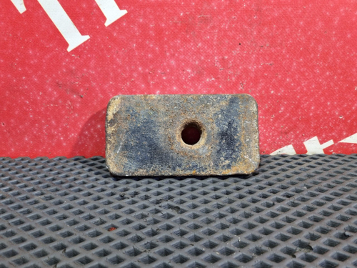 Проставка стремянки рессоры