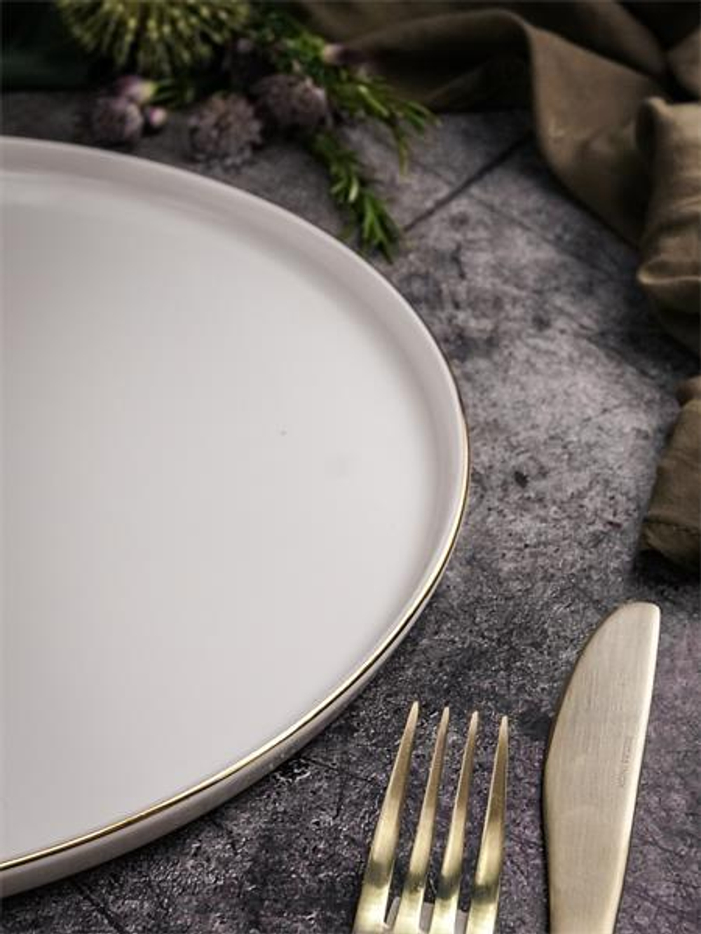 Тарелка мелкая 31см CHOPIN GOLD