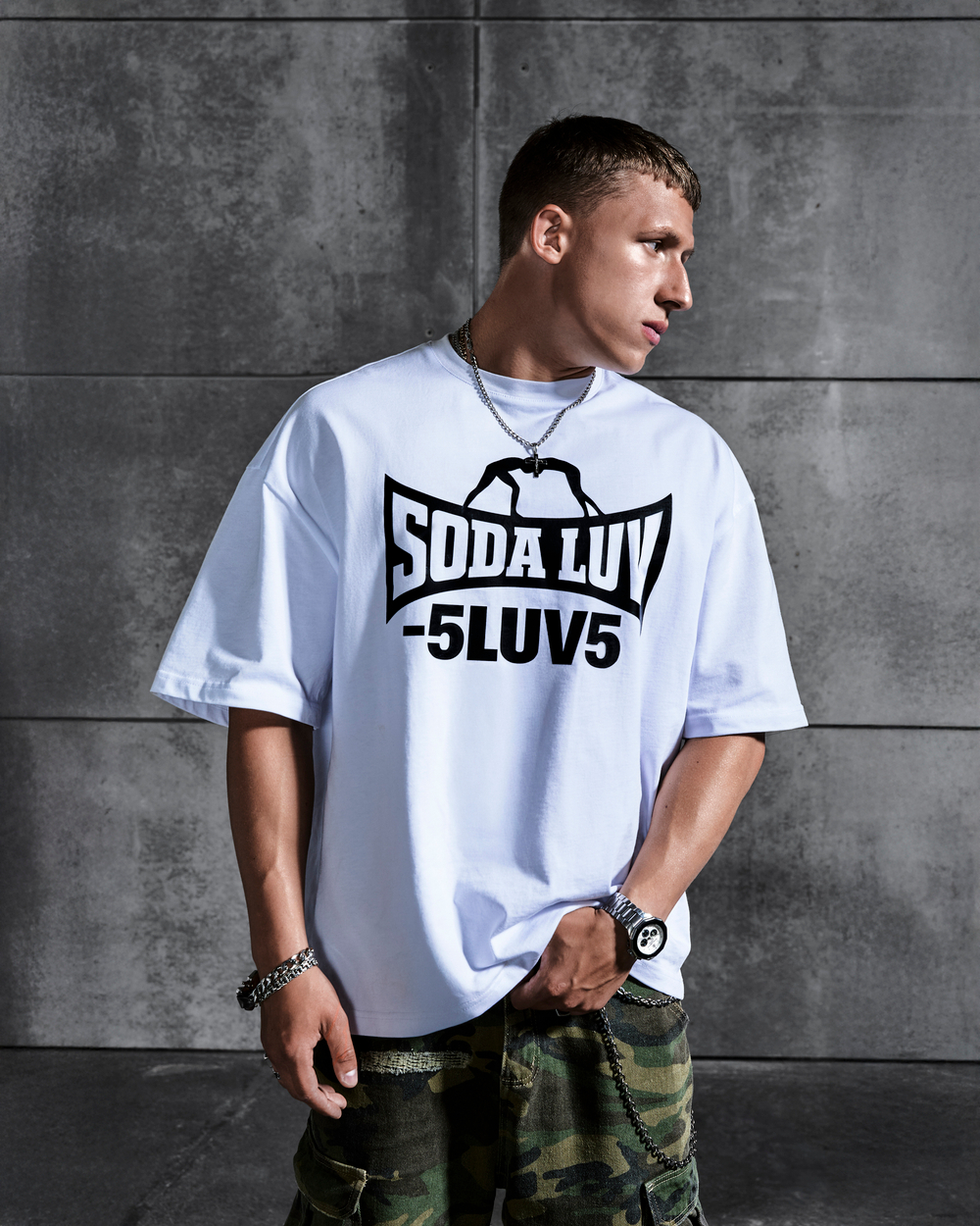 T-SHIRT "FLATOUT"