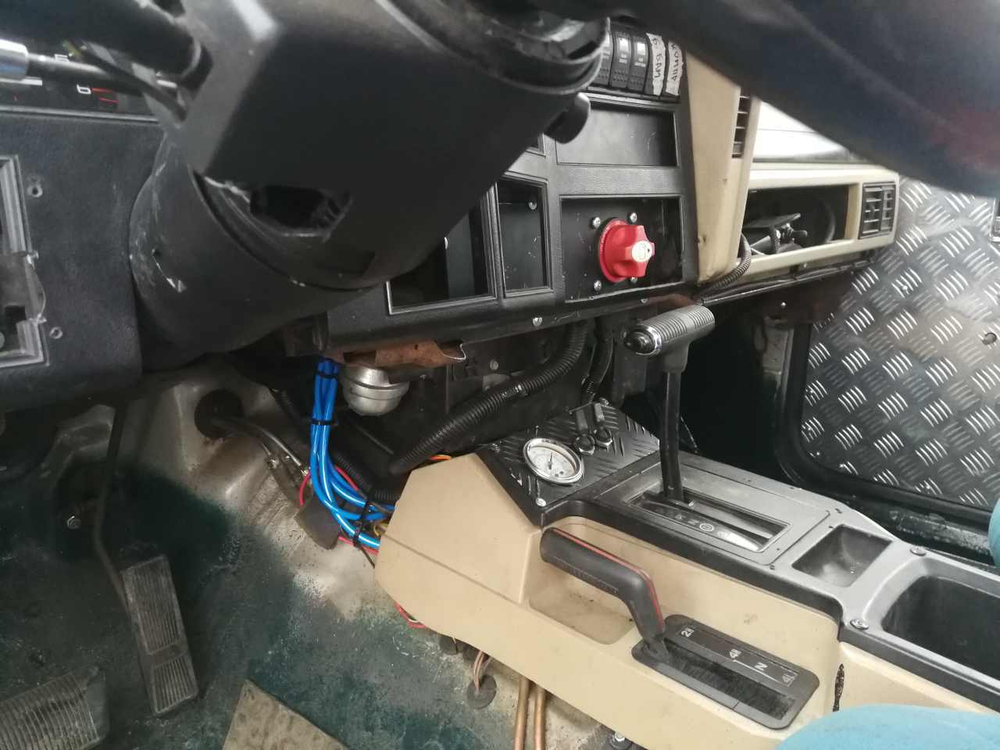 Jeep Cherokee мосты Nissan Patrol, колеса 42"