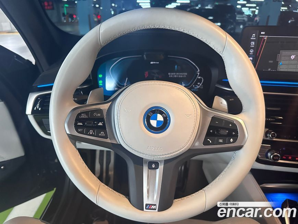 BMW 5 Series (G30) 530e M Sports (09.2022)