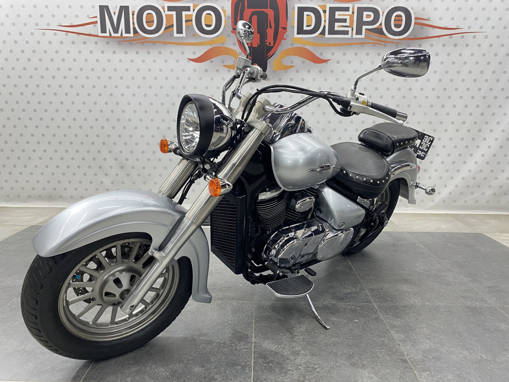 Suzuki Intruder 400 Classic , 2008