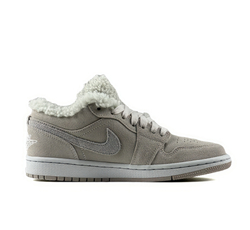 Jordan 1 Low SE Sherpa Fleece "College Grey"