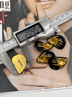 Пуговицы Скиапар. с черной эмалью и золотистой ладонью