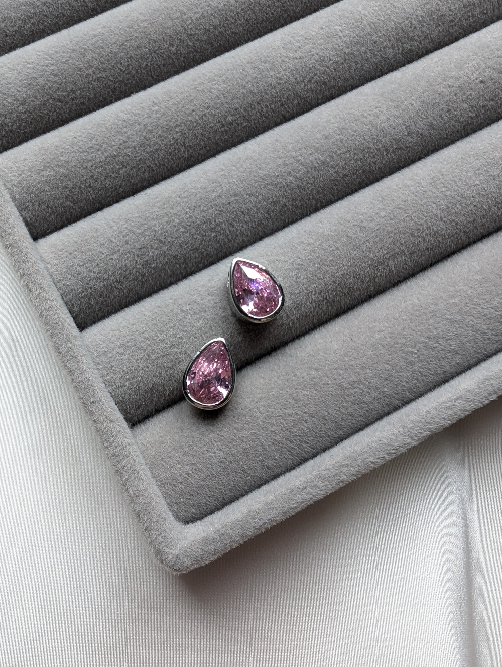 Подвеска капля 10.2*8.2мм,  розовый цвет