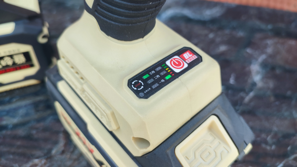 Аккумуляторный гайковерт Feng Bao FB 2000