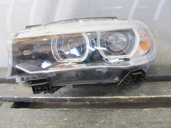Фара левая BMW X5 (F15)  Б/У Оригинал 7290053