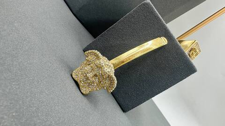 Заколка Versace