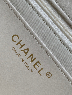 Chanel Bag 16 cm