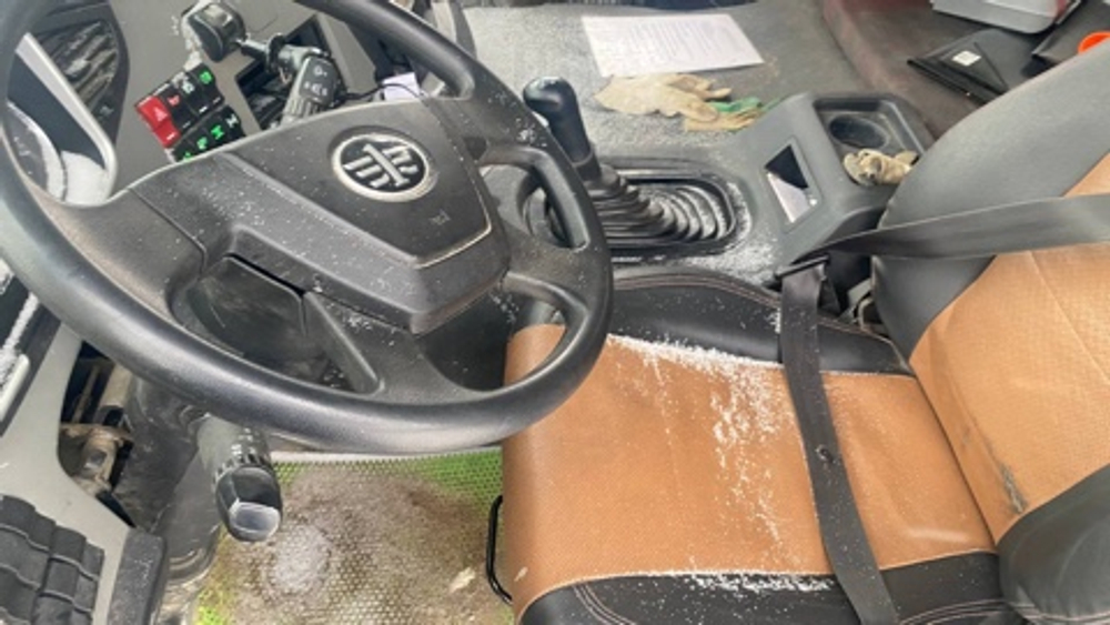 FAW J6 8x4 Самосвал СА3310Р66K24T4E5 (Дизельный, 11,1 л, 420 л.с., МТ)