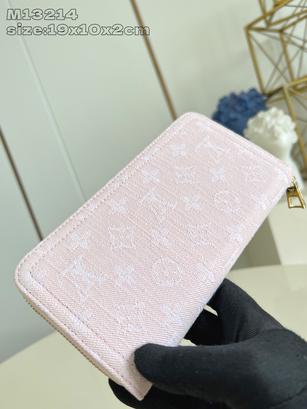 Louis Vuitton Zippy Wallet