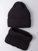 Шапка для мальчика со снудом осенняя