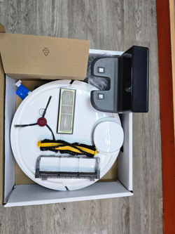 Робот-пылесос Ecovacs DEEBOT OZMO 900