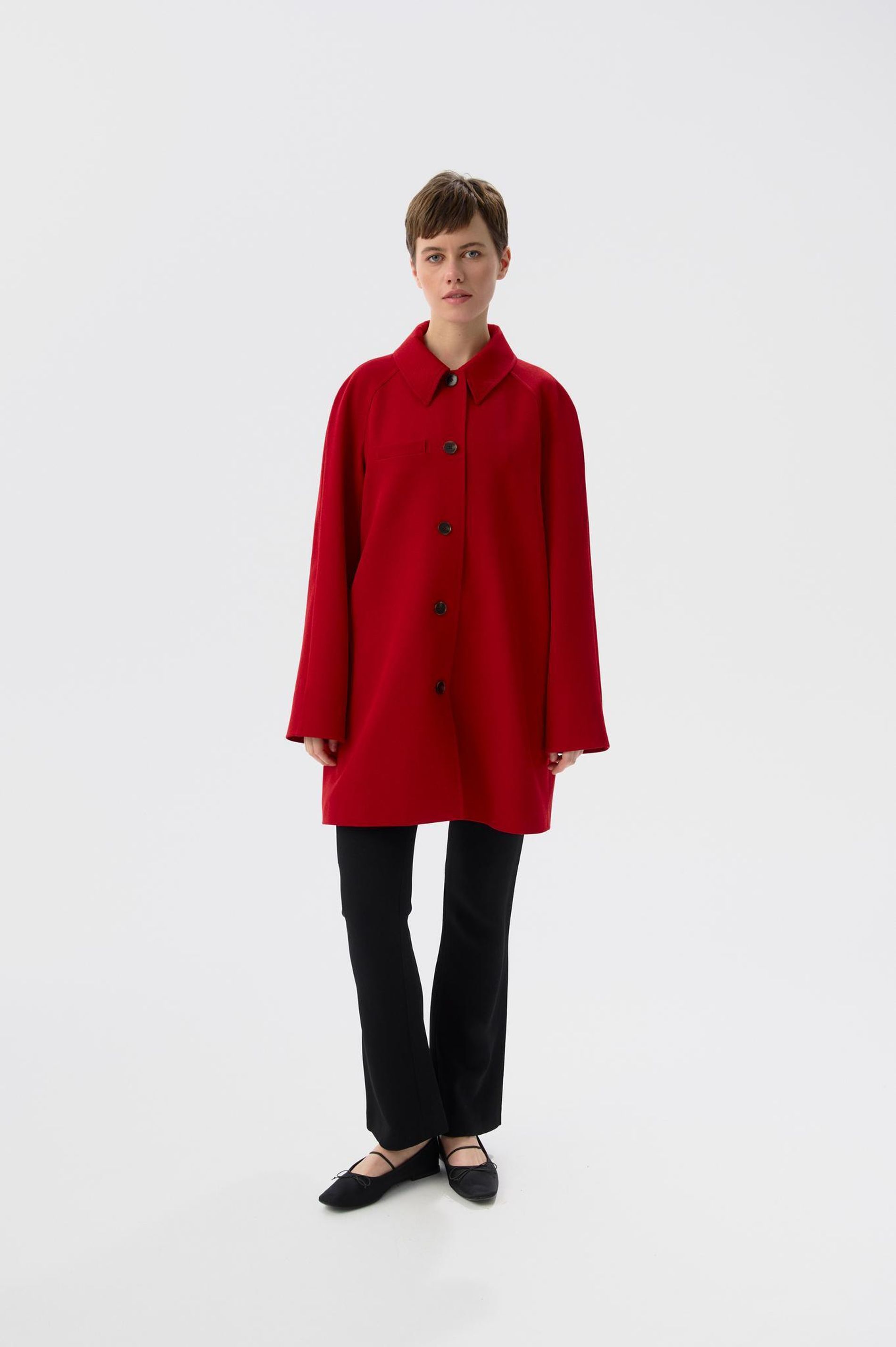 Полупальто Mackintosh red